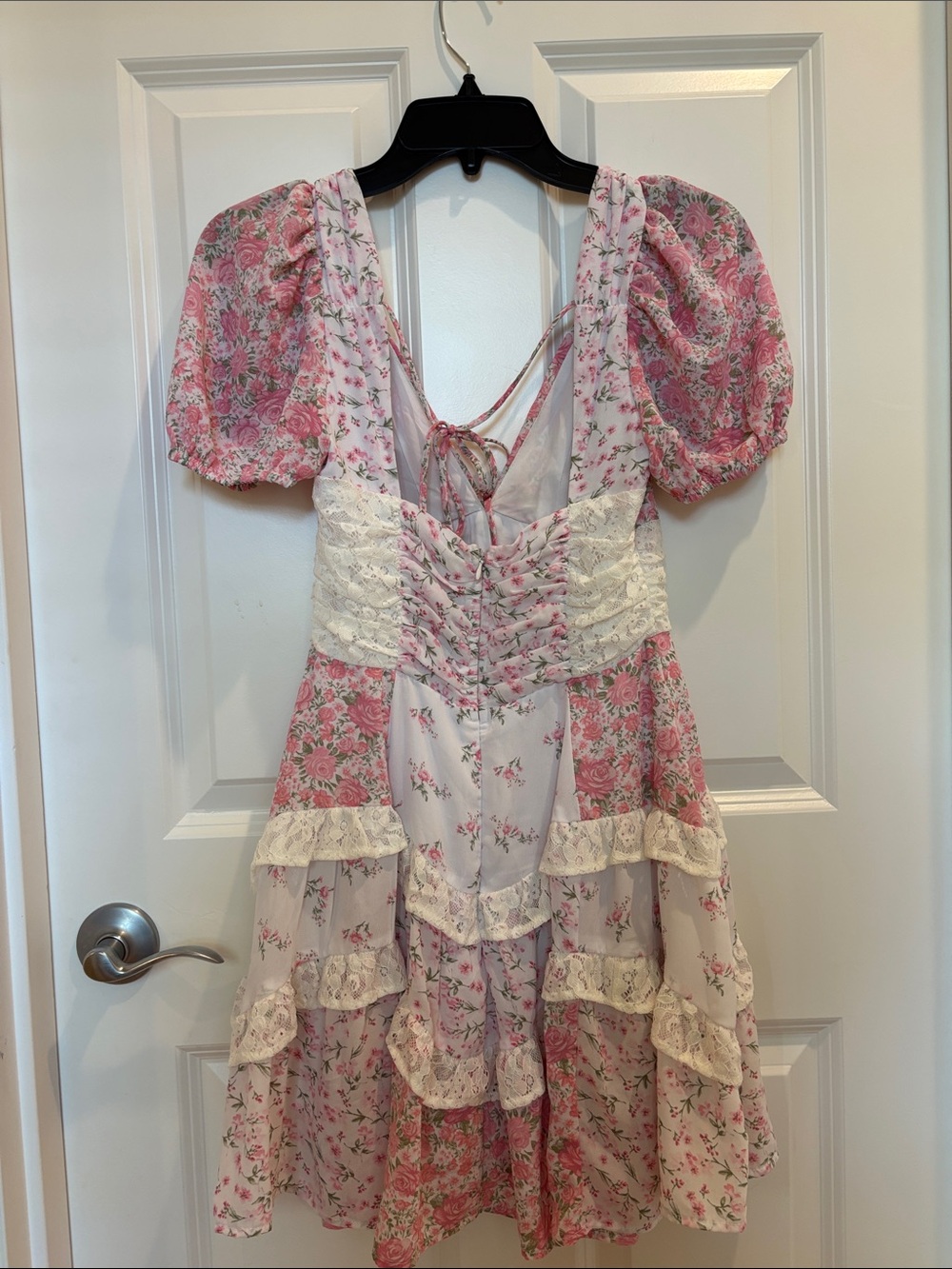 Altar’d State Pink Floral Lace Tiered Mini Dress - XS - Picture 2 of 3
